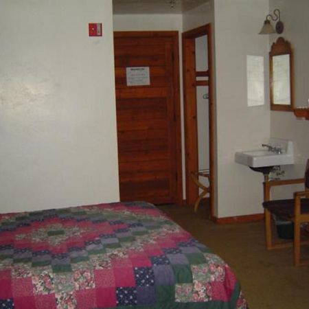 Strawberry Lodge Upper Forni Exterior photo