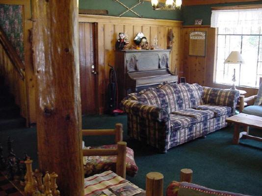 Strawberry Lodge Upper Forni Exterior photo